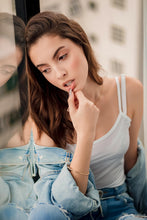 Load image into Gallery viewer, Classic White Sleeveless T-Shirts for Girls
